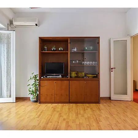 Aurelio Apartment *
